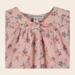 Camisa rosa de flores - Imagen 3