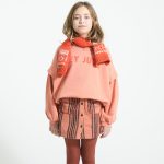 Sudadera rosa volantes - Imagen 4