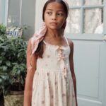 Vestido crudo flores bordadas - Imagen 6